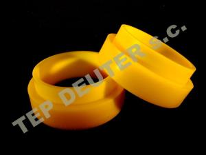 Podkładki sprężyny przedniej - 30mm - TOYOTA LAND CRUISER 70 - 73 - 2szt.